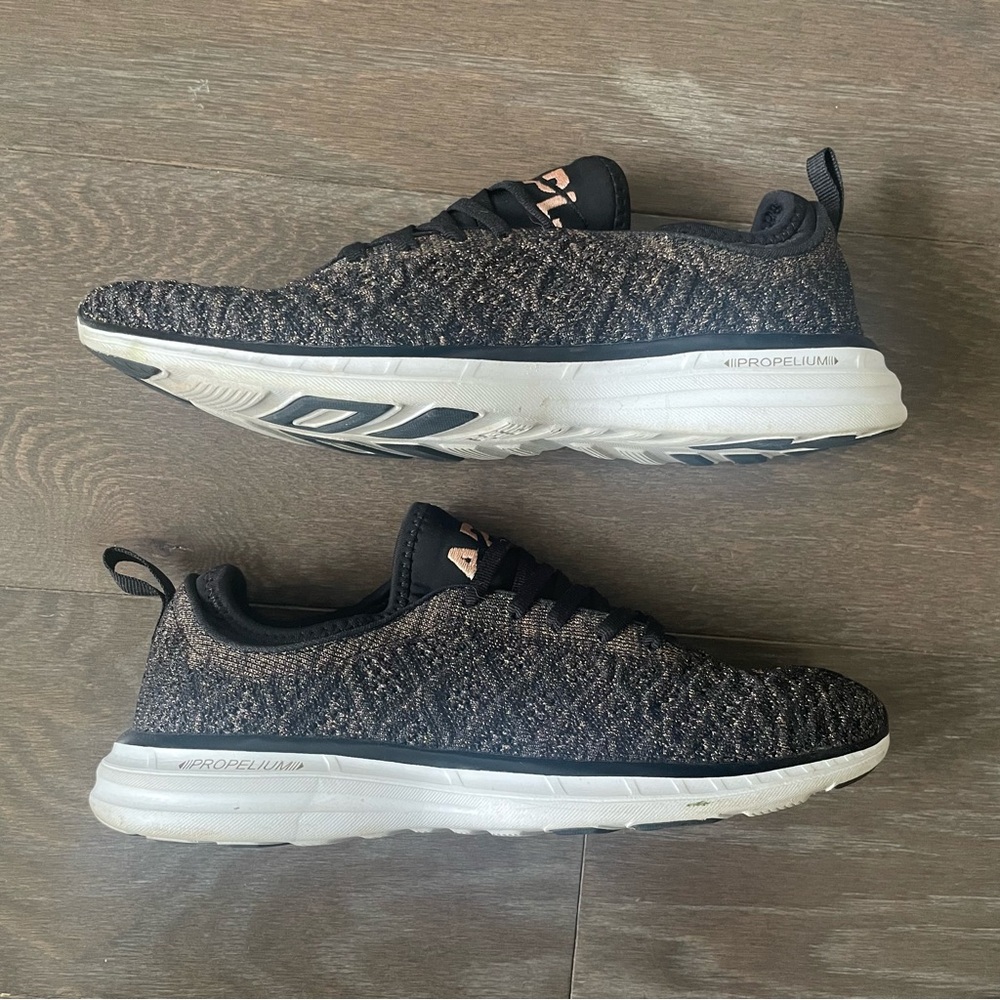 Athletic Propulsion Labs APL Techloom Phantom Rose Gold & Black - Picture 3 of 9